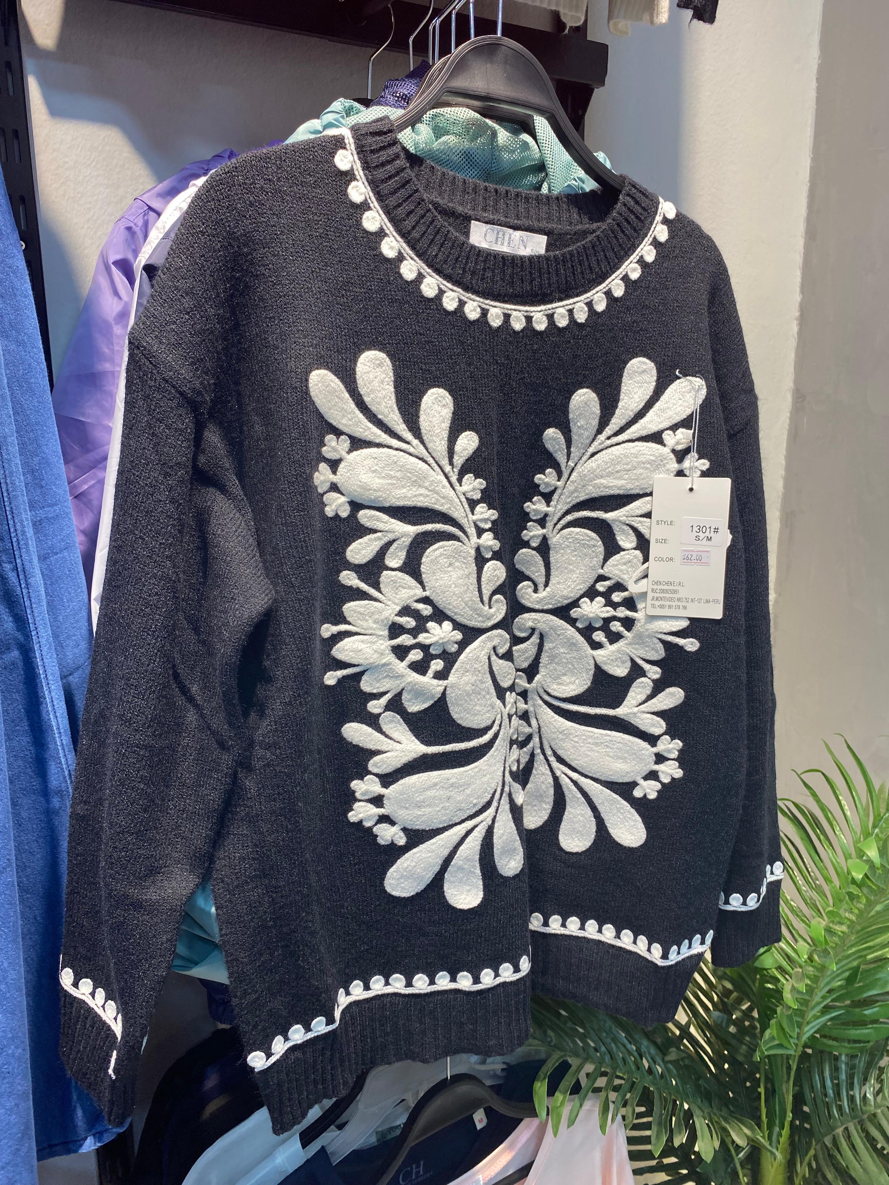 Chompa Bordada  - Tejido Suave